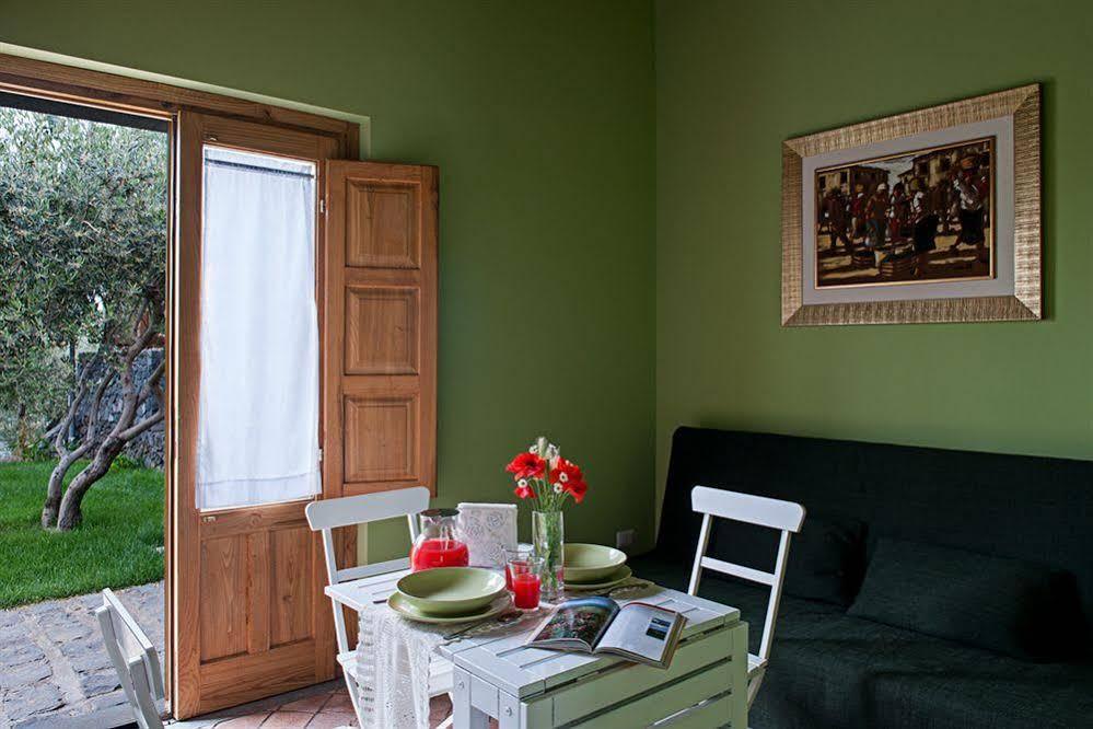Casa Arrigo Βίλα Linguaglossa Εξωτερικό φωτογραφία